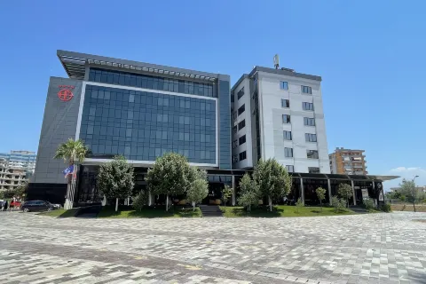 Hotel Fieri