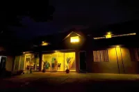 Kingsville Hotel Hotels in Cauayan
