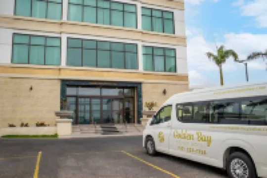 海洋大道的金灣酒店 酒店