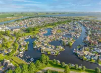 Docklodge at Frisian Lakes with Private Mooring