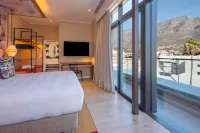 Canopy by Hilton Cape Town Longkloof
