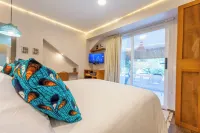 Pao Pao Cartagena Hotels near Rosario Islands