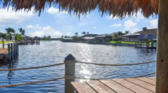 Lupita, boat lift, dock, heated south facing pool