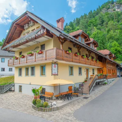 Rooms & Apartments Pr Matjon Hotels near Lake Bled