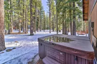4 Mi to Dtwn Truckee: Tahoe Donner Home w/ Hot Tub - نادي رياضي