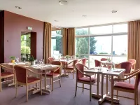 Kyriad Clermont Ferrand Nord - Riom Hotels in Riom