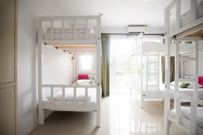 DKaYa Hostel Các khách sạn ở 