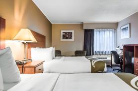 Quality Inn Austintown-Youngstown West