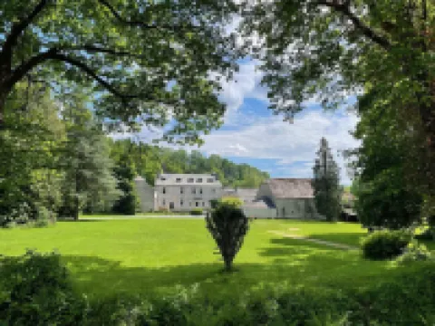 Castle in Ferrières with Pond Garden Hotels in Ferrieres
