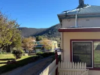 Colonial Bank Motel Hotels in Omeo