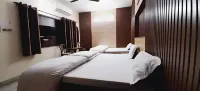 Gokul Guest House - Bintang 3