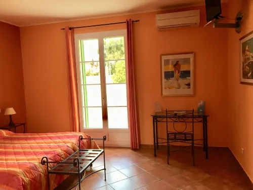 Hotel du Vignoble Hotels in Farinole