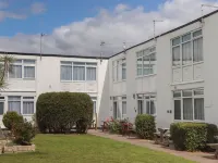 Dolphin Chalet Hotels in Dawlish