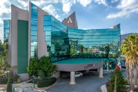 La Joya Hotel