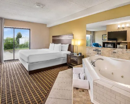 Comfort Inn Hotels in Guelph