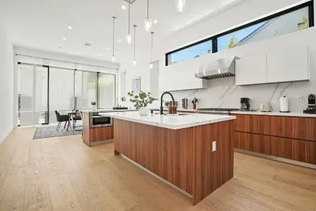 Charming 3-bedroom house in wonderful Los Angeles with WiFi, AC