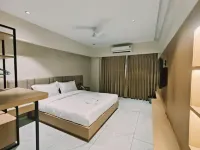 Hotel Shiv Kartik Hotels near Kashi Vishwanath Temple