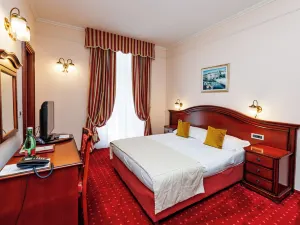 Hotel Savoy