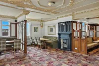 The Sparrow Hotel Hotel di Combe Fields