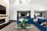 Ocean Beach Road Hotel dekat St Andrews Beach