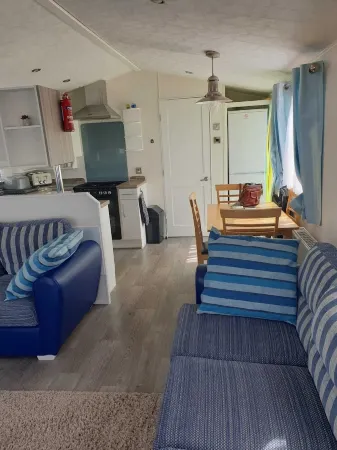 MP315 - 3 Bedroom Caravan with Veranda