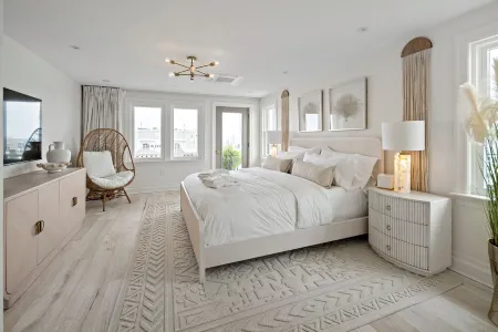 Casablanca-Luxury Retreat/2 Kings/Steps to Beach/PetFriendly Отели рядом с достопримечательностью «Pines Camping Area»