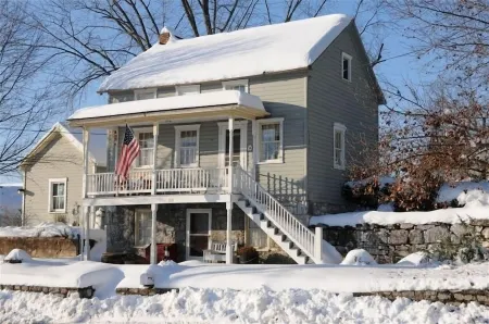 Sharpsburg Retreat--Civil War Home Near Antietam Battlefield, C&O Canal Towpath