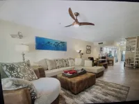 Charming 3-bedroom condo with WiFi and AC in delightful Islamorada