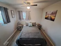 Beautifully remodeled house that sleeps 10 by Lake Erie Fun. Hotels in Margaretta Township