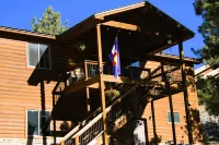 Quiet 3 bedroom home in a secluded neighborhood, minutes away from downtown LC.