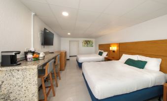 Chateau Beachfront Hotel, a by the Sea Resort