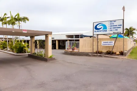 Gladstone Motel Отели в г. Барни Пойнт