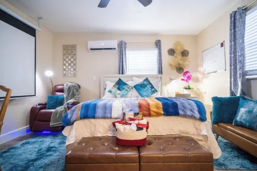 Hidden Gem in Cutler Bay-Cozy 1BR Retreat Near It All w/Fast Wi-Fi & Parking!