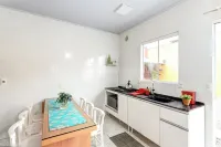 Casa á 300m da Praia de Navegantes e 5minutos do Parque Temático