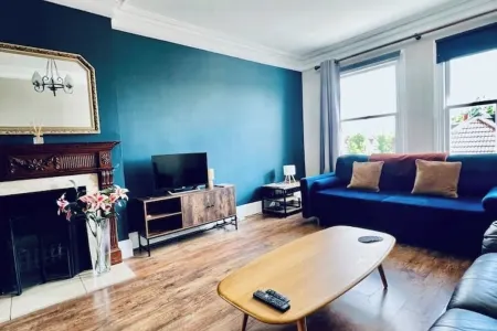 Richmond charm cozy apartment