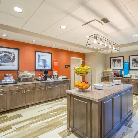 Hampton Inn & Suites Phoenix East Mesa