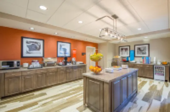 햄프턴 인 & 스위트 피닉스 길버트