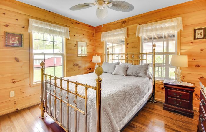 Cozy Cabin w/ Grill & Fire Pit by Dale Hollow Lake