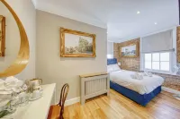 The Foresters Arms Hotels in Hampton Wick