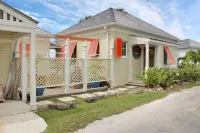 3 Bed 3 Bath Waterfront House located in Schooner Bay, Abaco Hotels in Schooner Bay