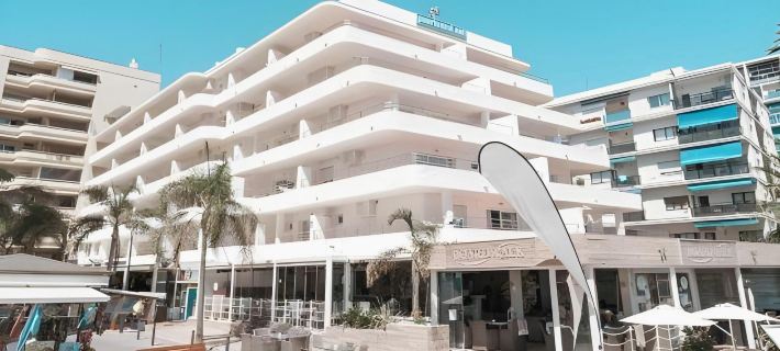 Puerto Azul Marbella Hotels in Marbella