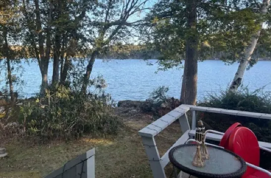 Relax at this peaceful place w/kayaks and dock available for personal boats