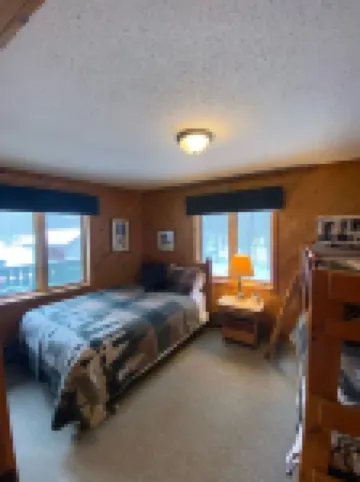 Powdery Peak Ski Chalet- Where Mountain Memories Begin