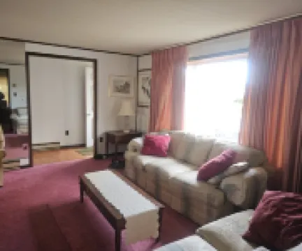 Charming 3-bedroom, 2 bath-room house with WiFi and AC in Lewes.