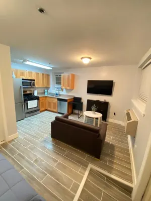 Studio Apartment | Near Midtown Manhattan Hotels in Weehawken