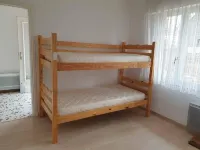 SINGLE-STOREY HOUSE 700M FROM THE SEA - 2 BEDROOMS Hotels in Camiers