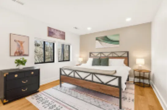 Mountain Views, Hot Tub, Impeccable Design