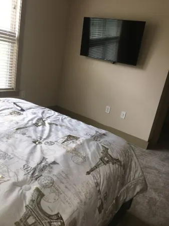 Luxurious Buckhead Getaway