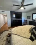 *NEW* Mtn view retreat! Pets! 3 min Dtwn/Pooltable
