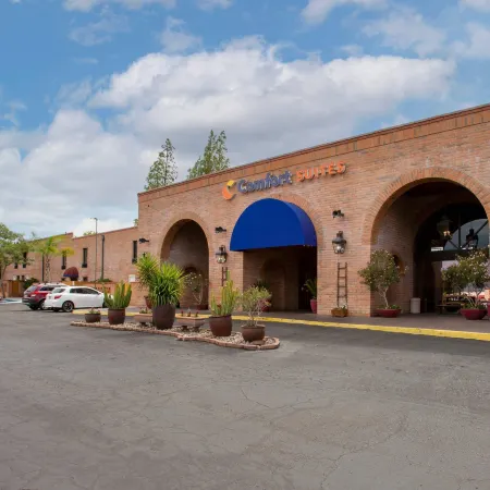 Comfort Suites at Sabino Canyon